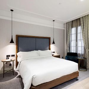 Kamer met Rolstoeltoegankelijkheid met een King Size Bed